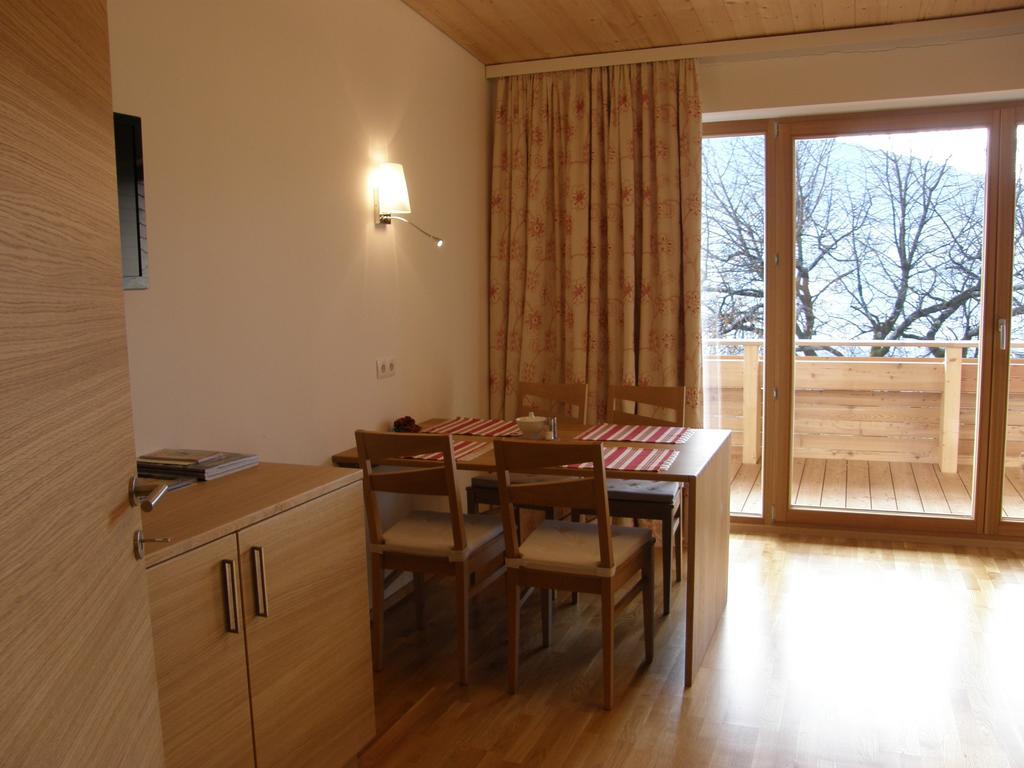 Apartments Karlhof Innsbruck Pokoj fotografie